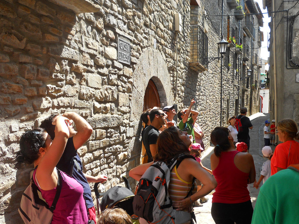 boltaña y su castillo, senderismo inpirineos